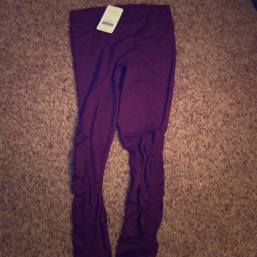 Fabletics burgundy leggings! NWT